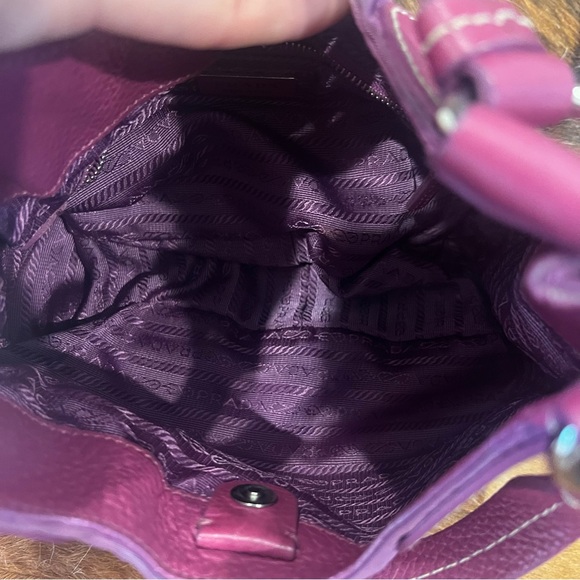 Vintage Prada Nylon and Leather Shoulder Bag - Picture 9 of 11